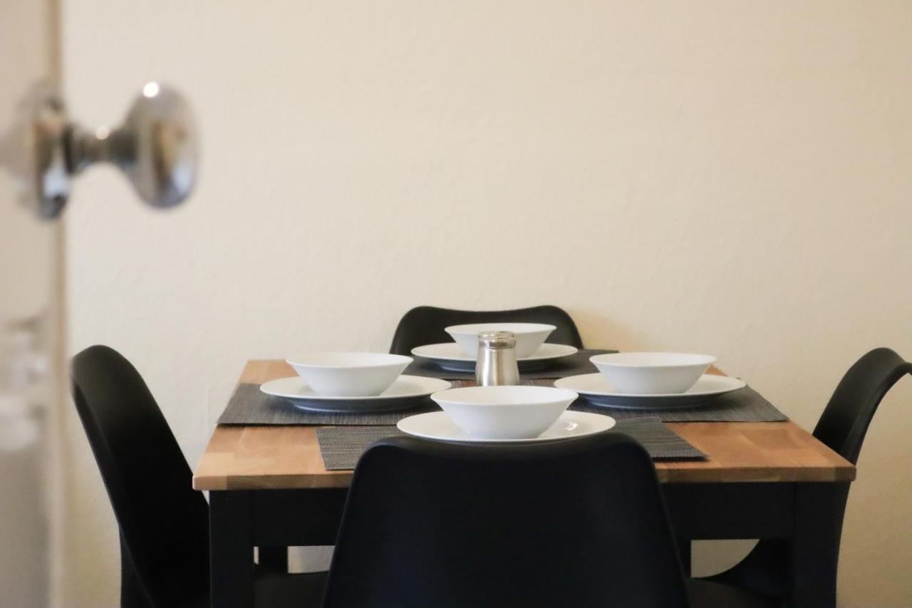 Cosy Ardrossan Apartment ภายนอก รูปภาพ