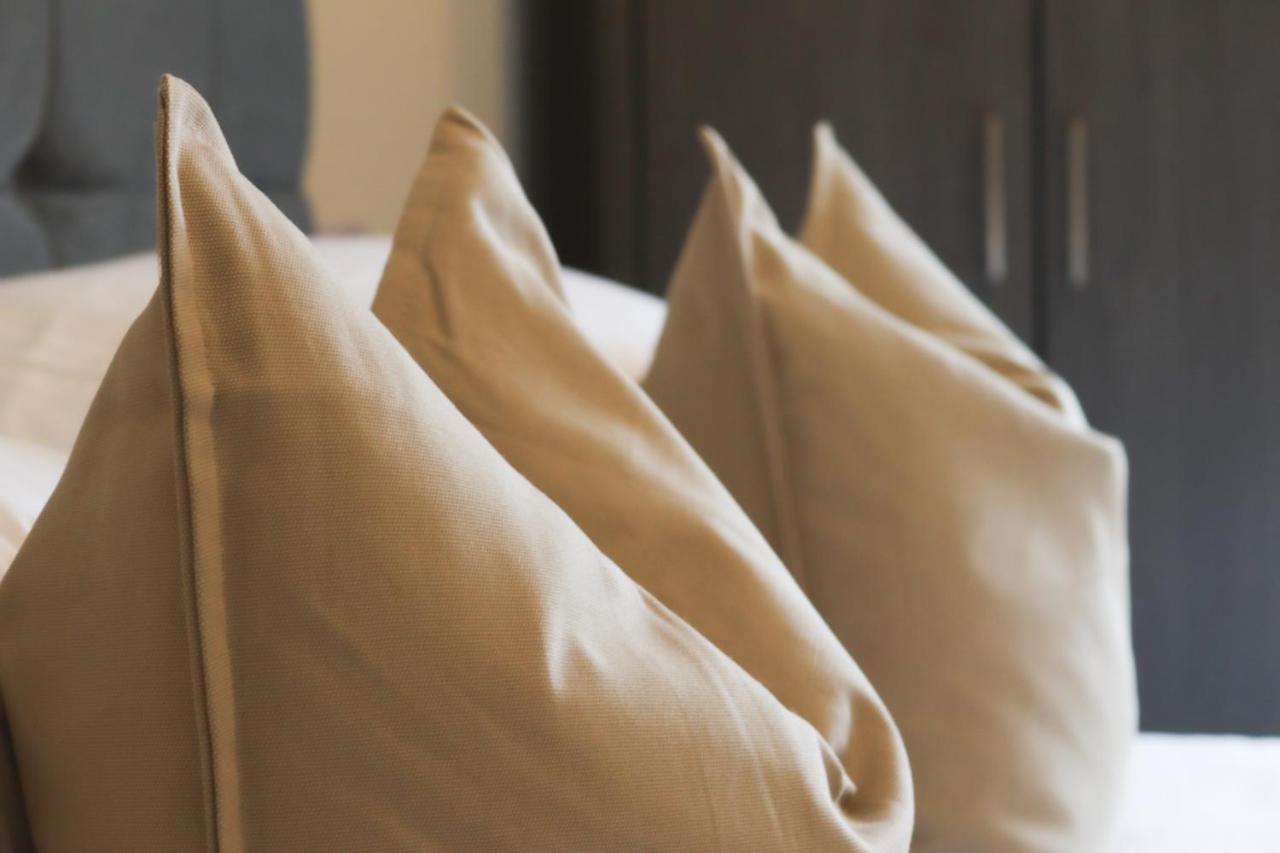 Cosy Ardrossan Apartment ภายนอก รูปภาพ